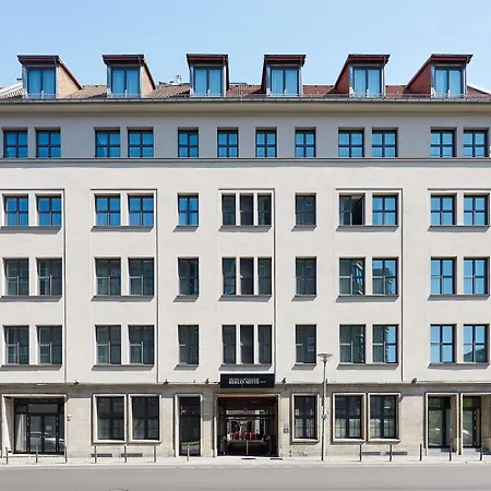 加泰罗尼亚柏林米特酒店