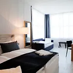 Hotel Catalonia Mitte