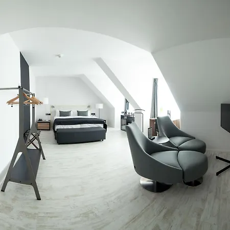 Catalonia Mitte 4* Berlín