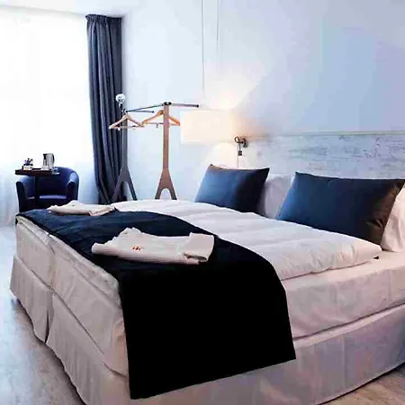 Catalonia Mitte 4* Berlín
