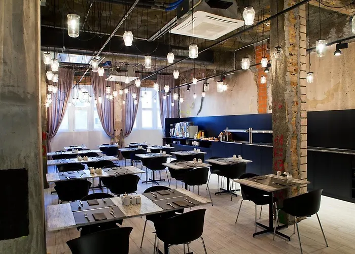 카탈로니아 미테 4*