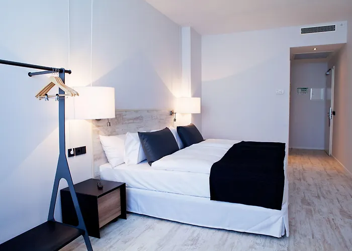 Hotel Catalonia Mitte