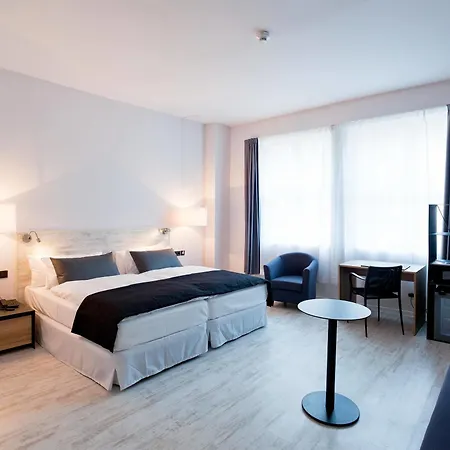 Catalonia Mitte Hotel 4*